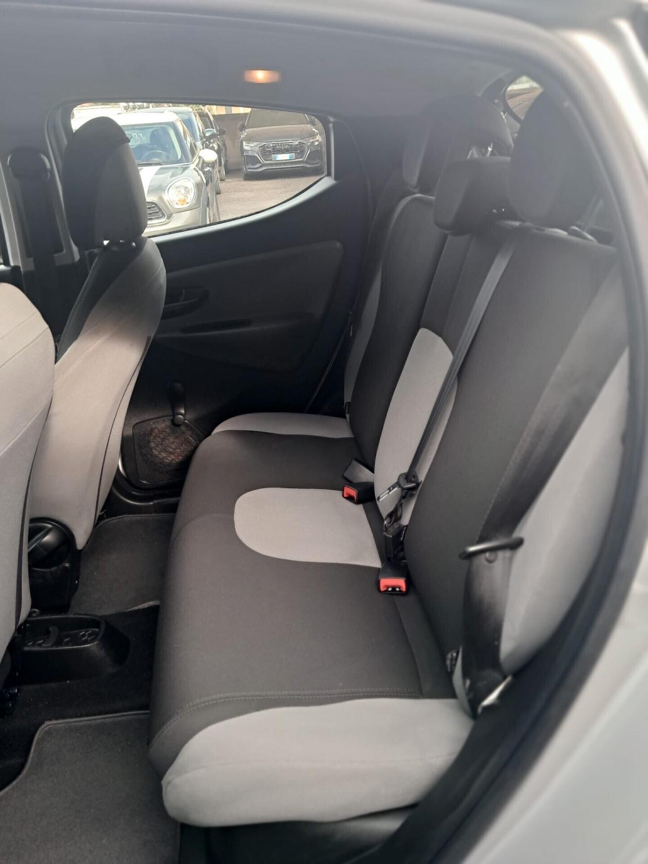 Lancia Ypsilon 1.2 69 CV 5 porte GPL Ecochic Silver