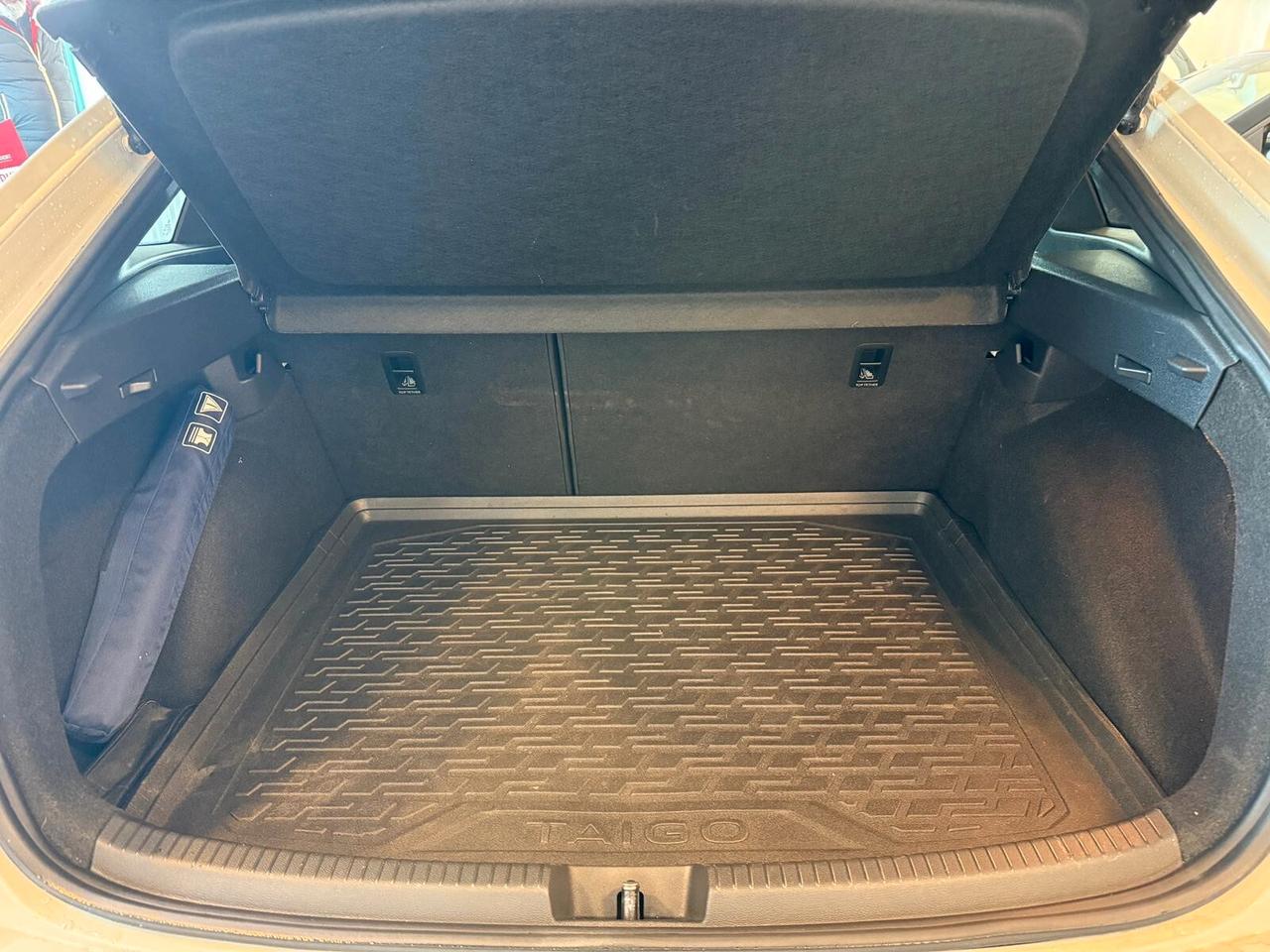 Volkswagen Taigo 1.0 TSI 110 CV DSG R-Line