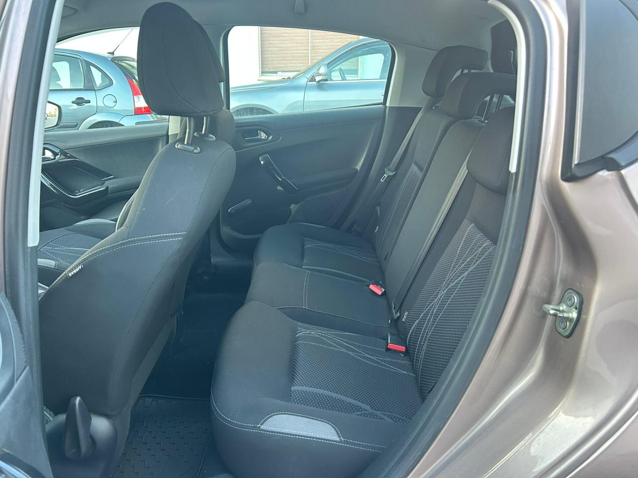 Peugeot 208 1.4 VTi 95 Cv GPL - 2014*Problemi al MOTORE