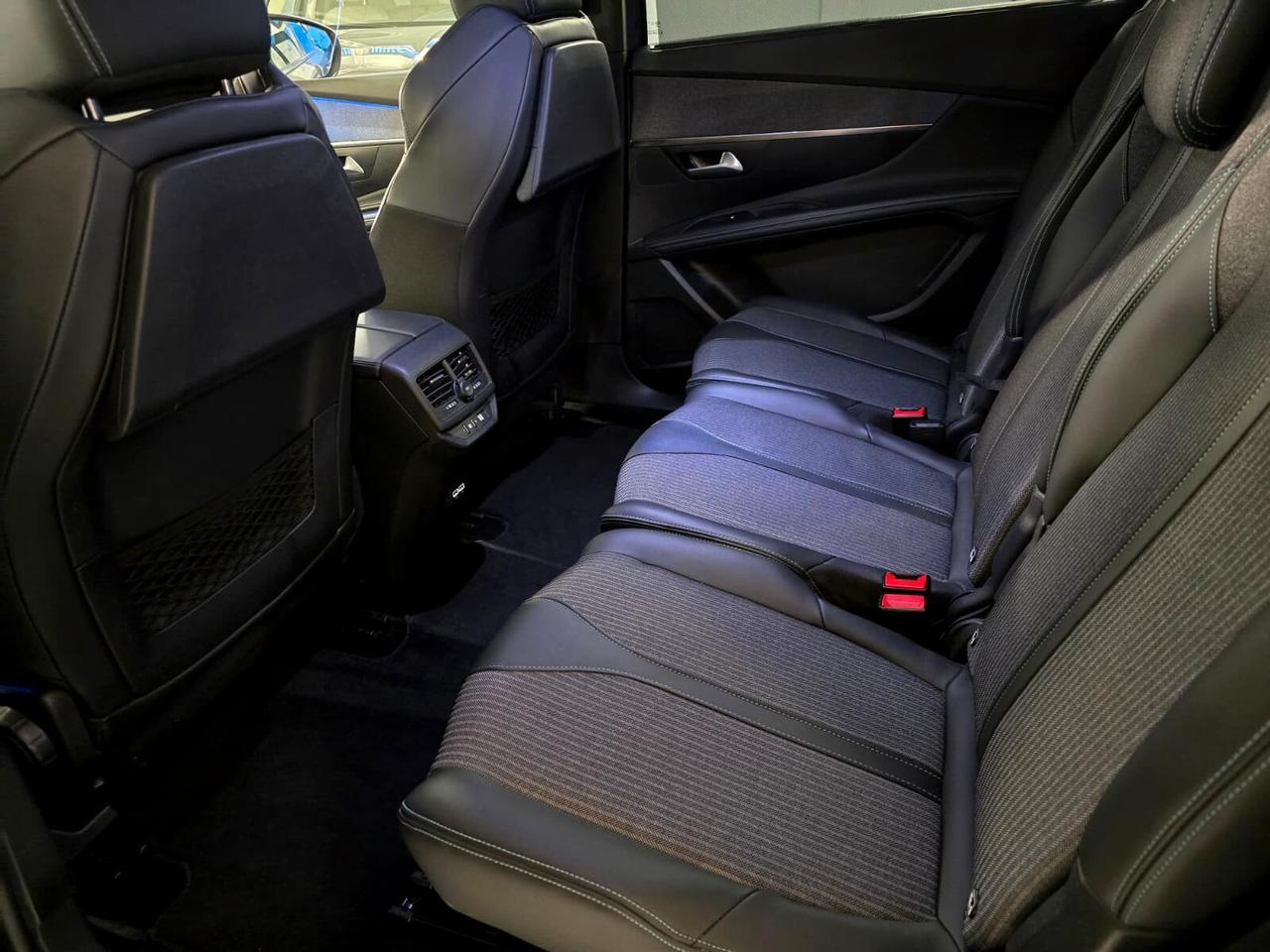 Peugeot 5008 BlueHDi 180 S&S EAT8 Allure Pack