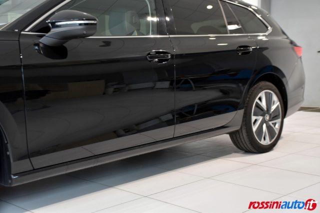 SKODA Superb 2.0 TDI 150 CV DSG STYLE + R18 + ALCANTARA LOUNGE