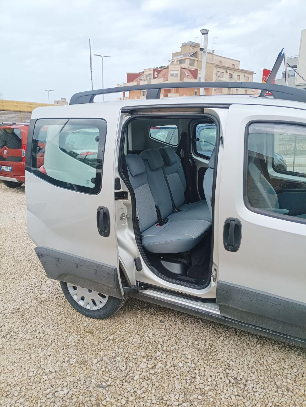 Peugeot Bipper Tepee 1.4 HDi 70CV Outdoor