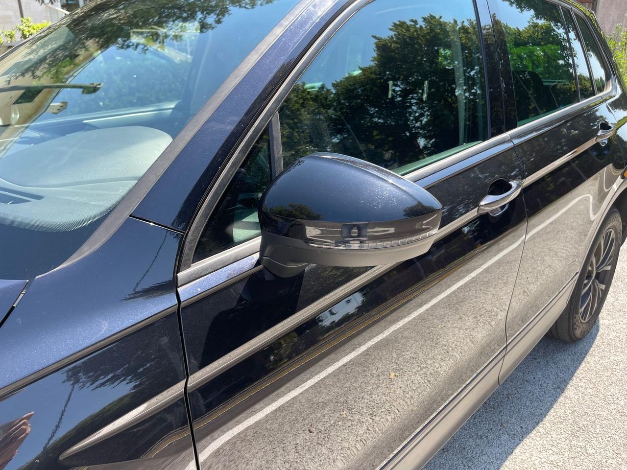 Volkswagen Tiguan Business 2.0 TDI #6539