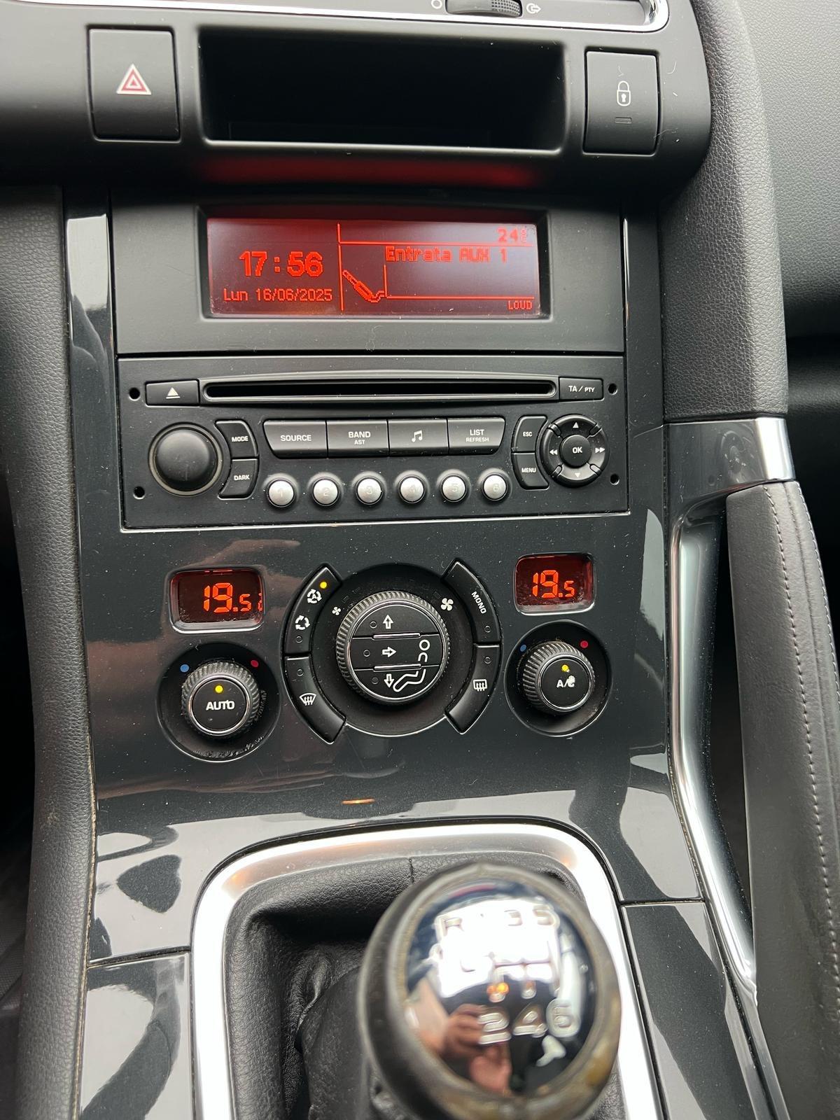 Peugeot 3008 1.6 HDi 110CV ANNO 2010 KM 170900 NEOPATENTATI