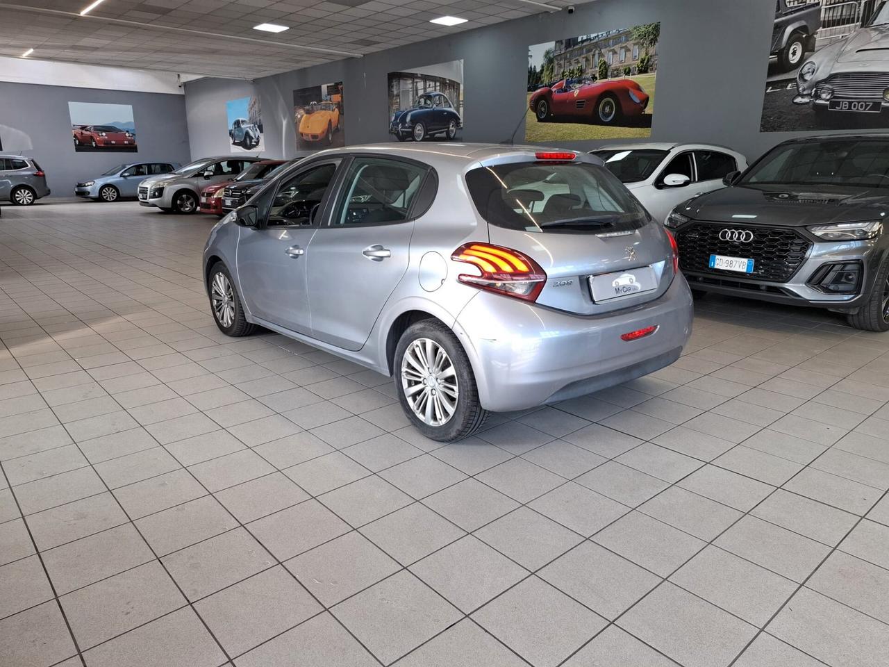 Peugeot 208 Benzina Manuale