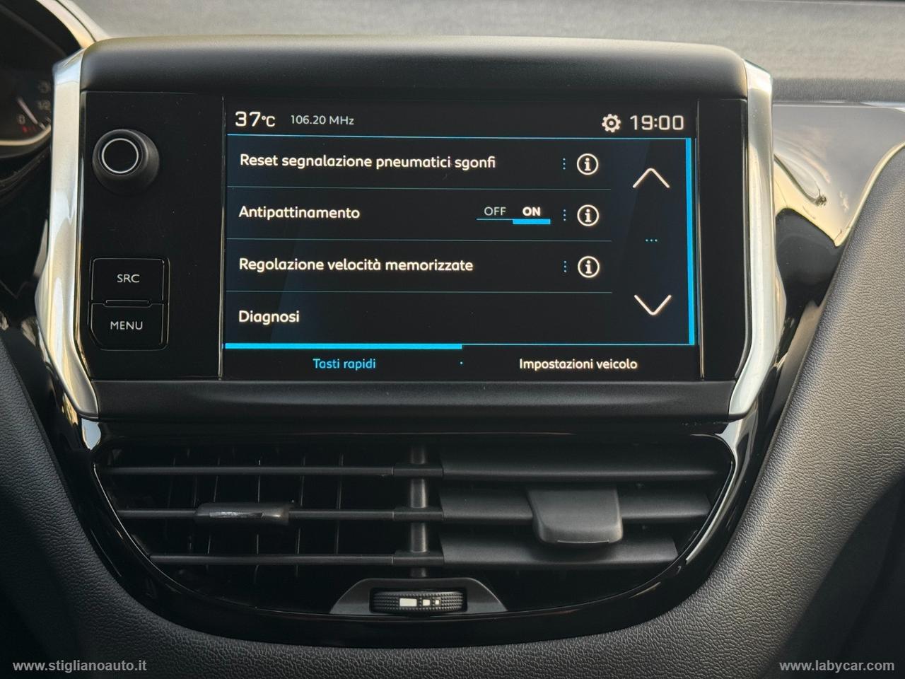 PEUGEOT 208 PureTech 82 S&S 5p. Signature