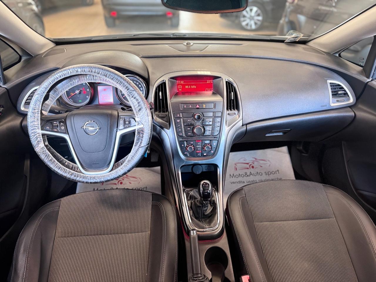 Opel Astra 1.7 CDTI 110CV Sports Tourer Cosmo Fleet