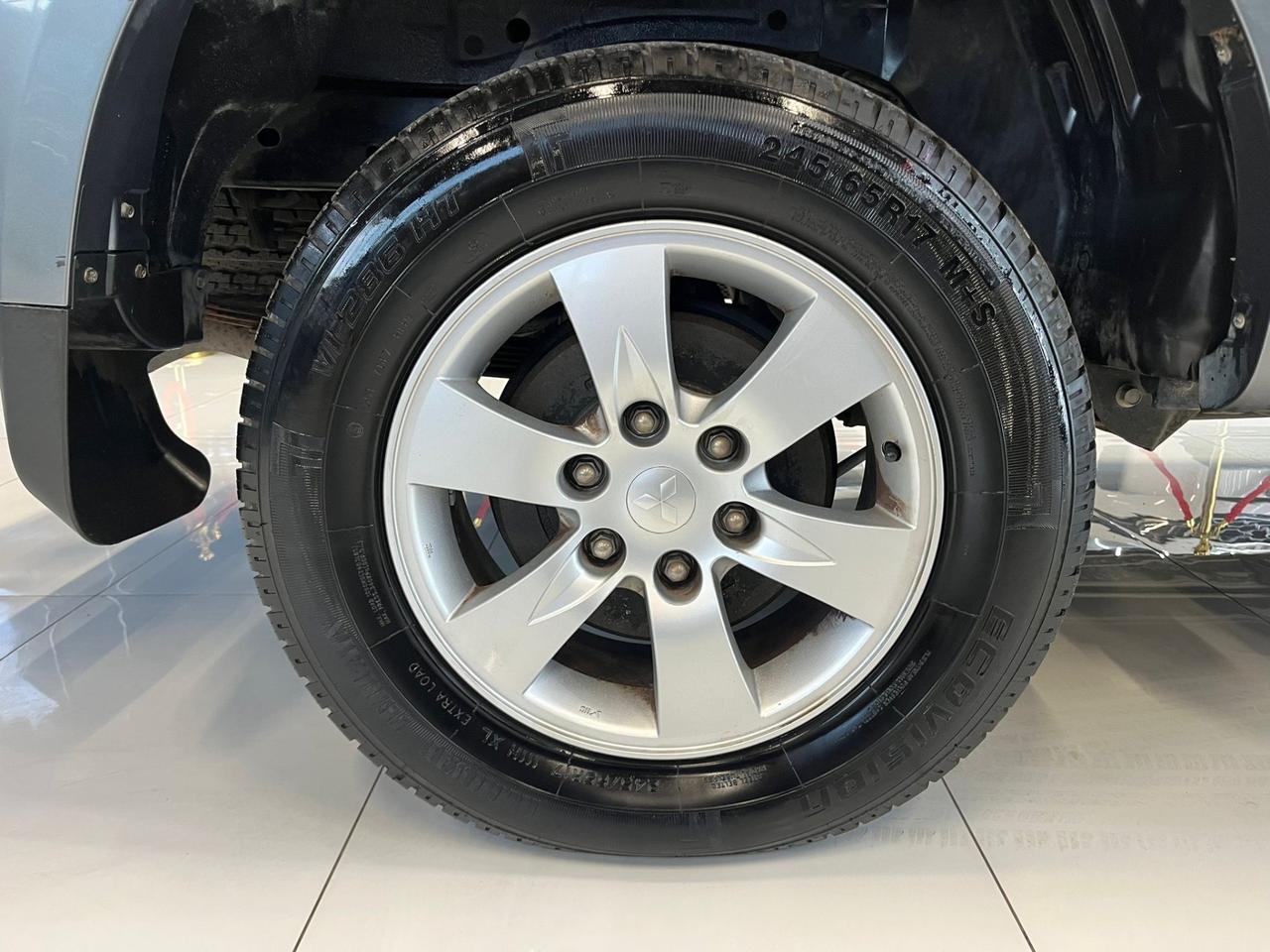 Mitsubishi L200 2.5 DI-D/136CV UNICO PROPRIETARIO Double Cab Intense