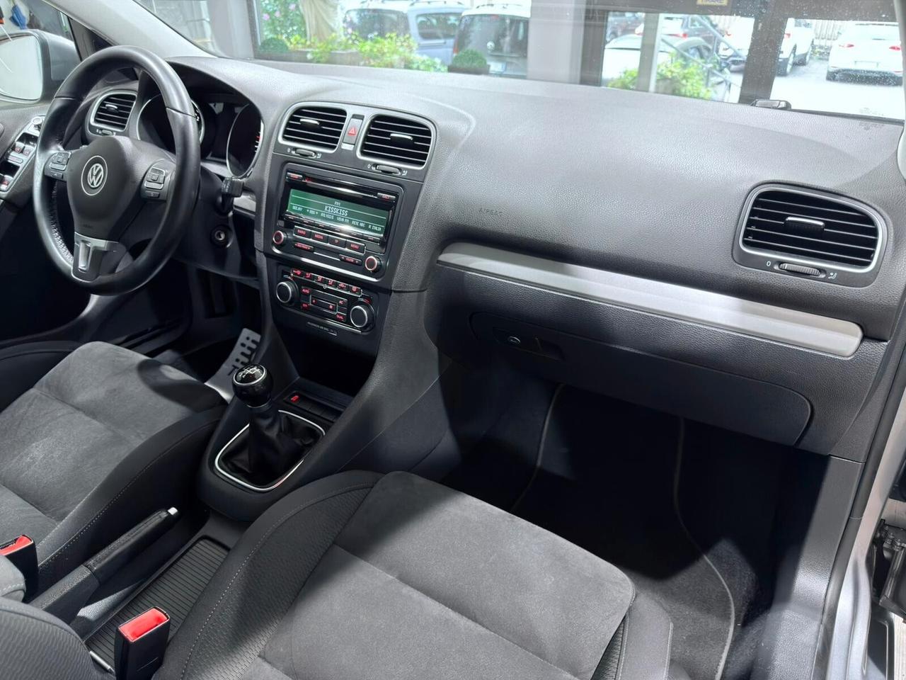 VOLKSWAGEN GOLF 1.6TDI 105CV HIGHLINE 1HANDE