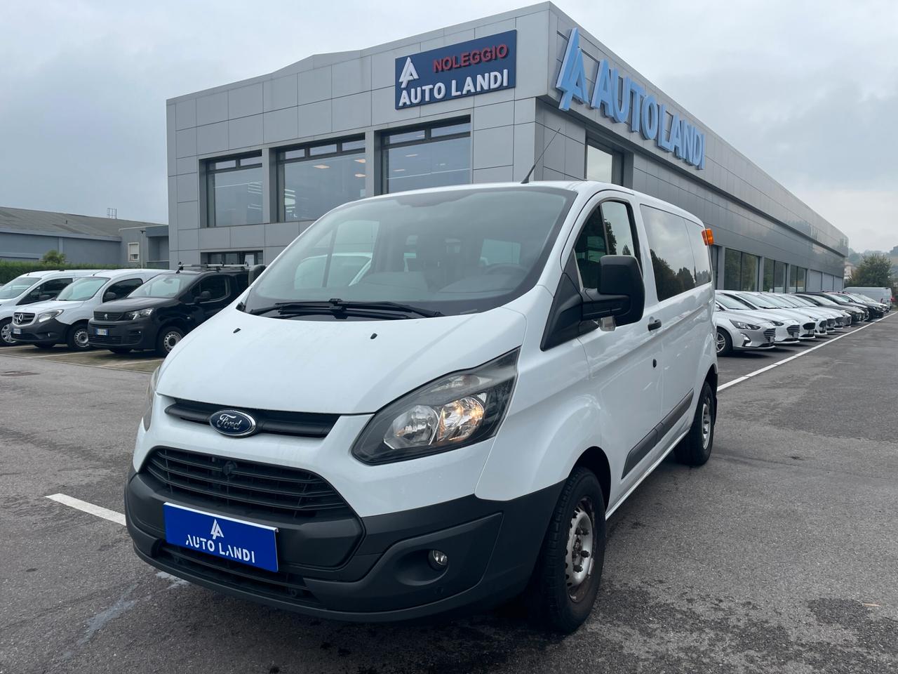 Ford Tourneo Custom Transit 270 E5 2.2 tdci 125cv Trend L1H1