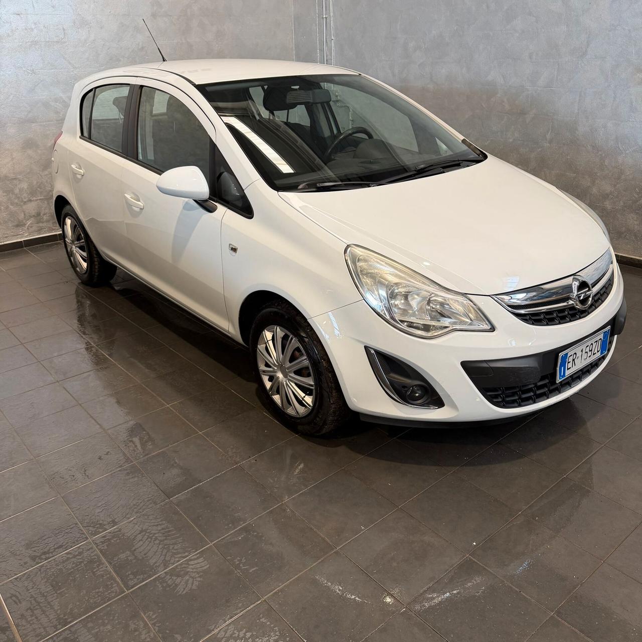 Opel Corsa 1.2 5 porte Edition