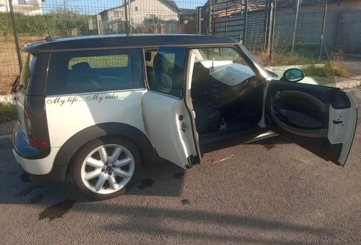 Mini Cooper D Clubman 1.6 16V Salt