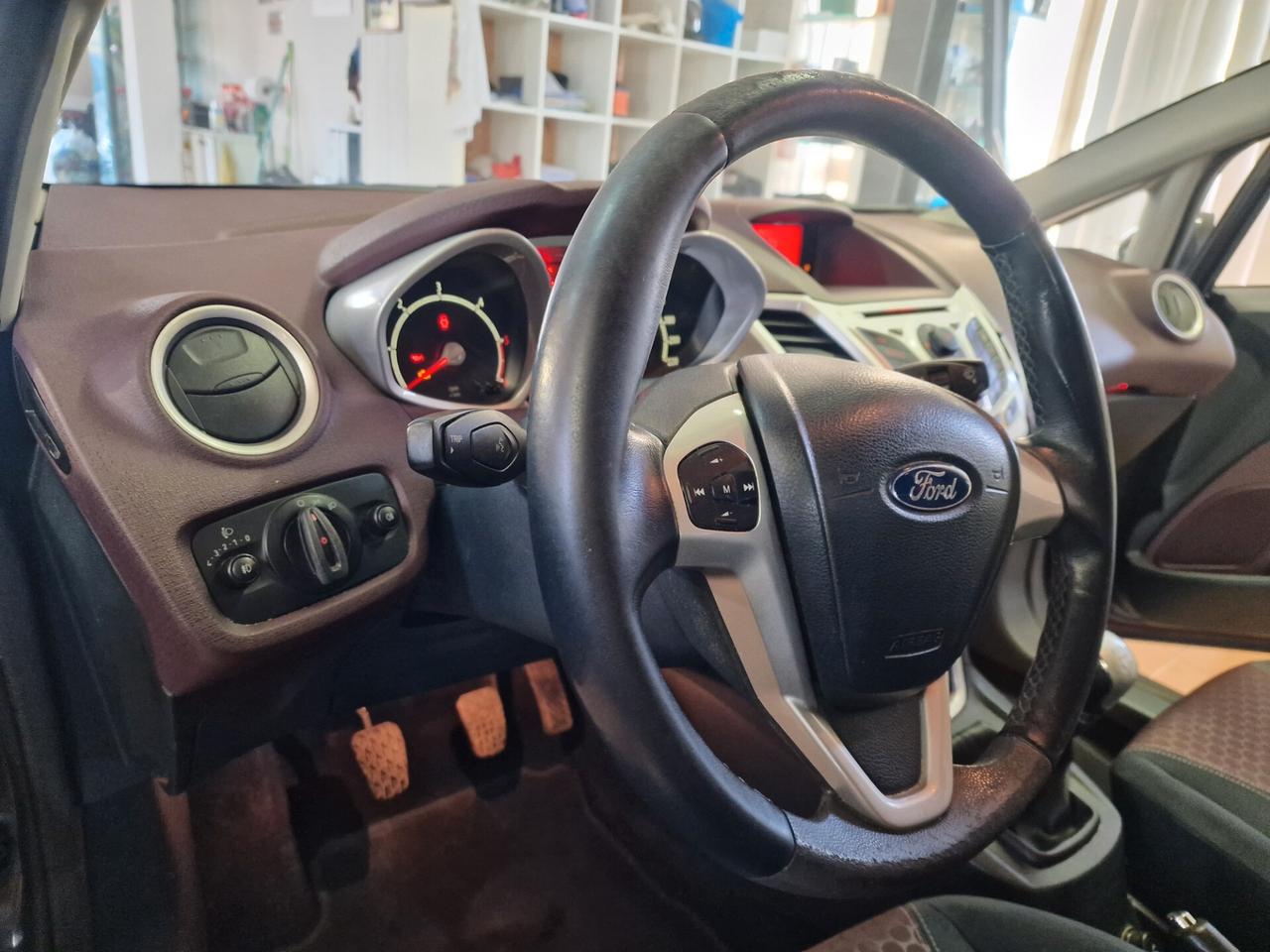 Ford Fiesta 1.4 TDCi 5p. Titanium