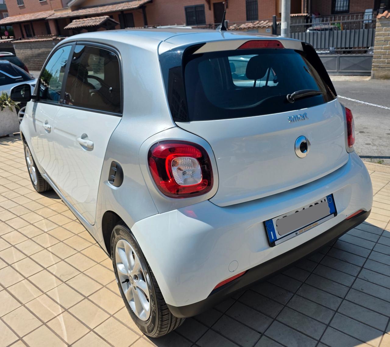 Smart ForFour 70 1.0 Passion