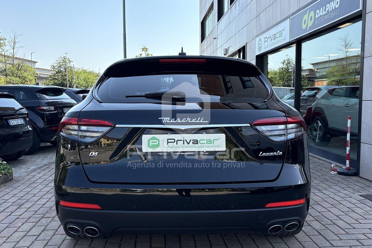 MASERATI Levante V6 AWD Granlusso