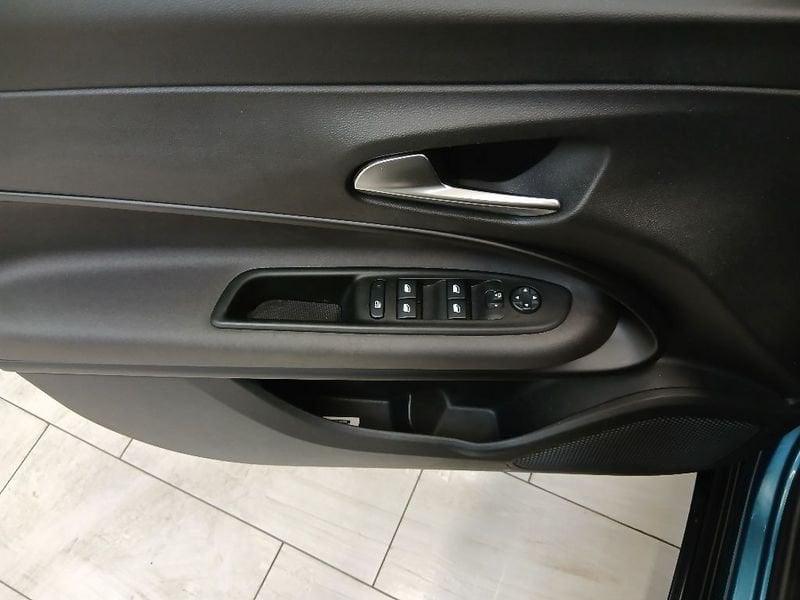 Alfa Romeo Junior 1.2 ibrida 145cv edct6