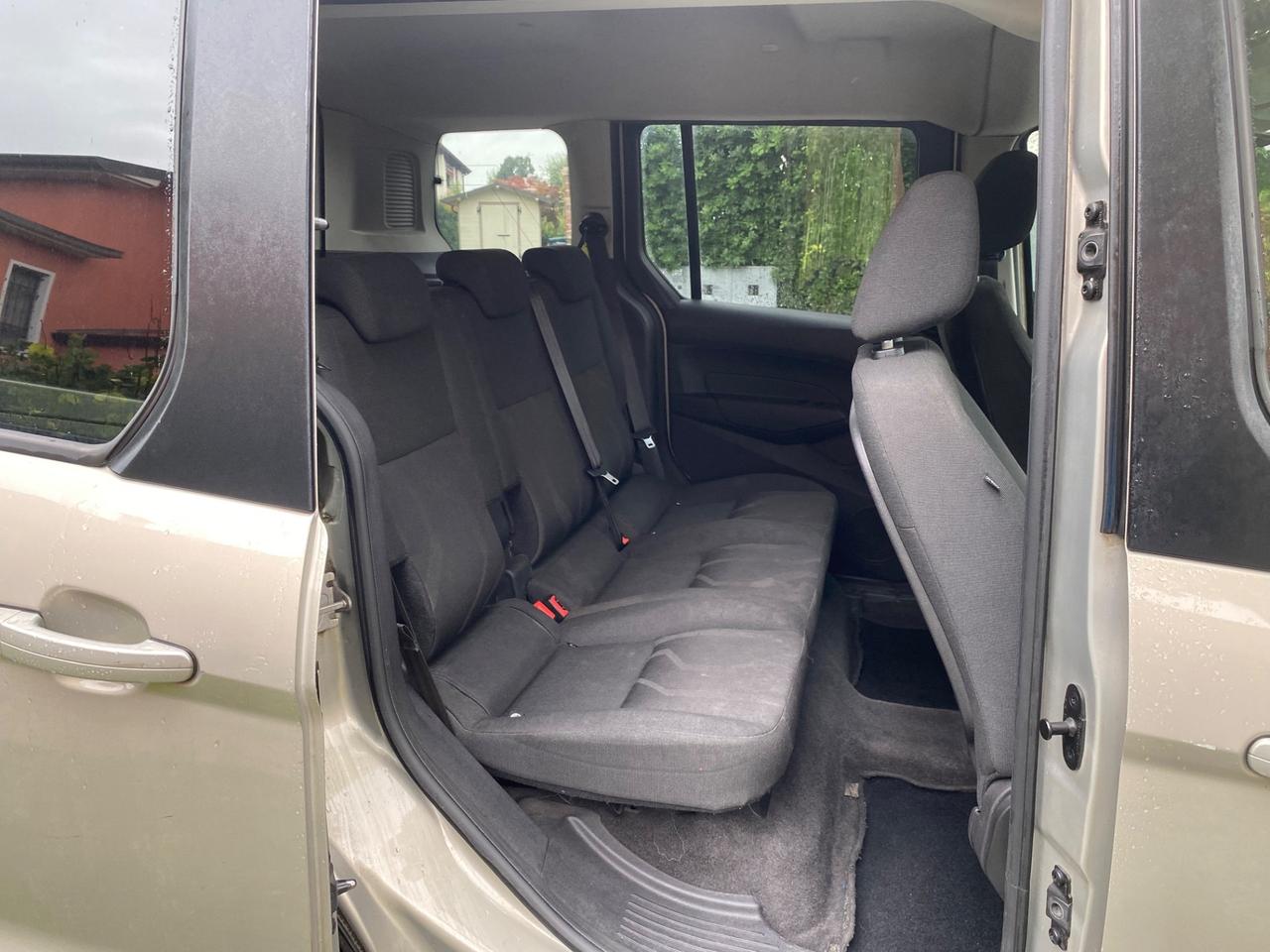 Ford Tourneo Connect 1.6 TDCi 115 CV Titanium