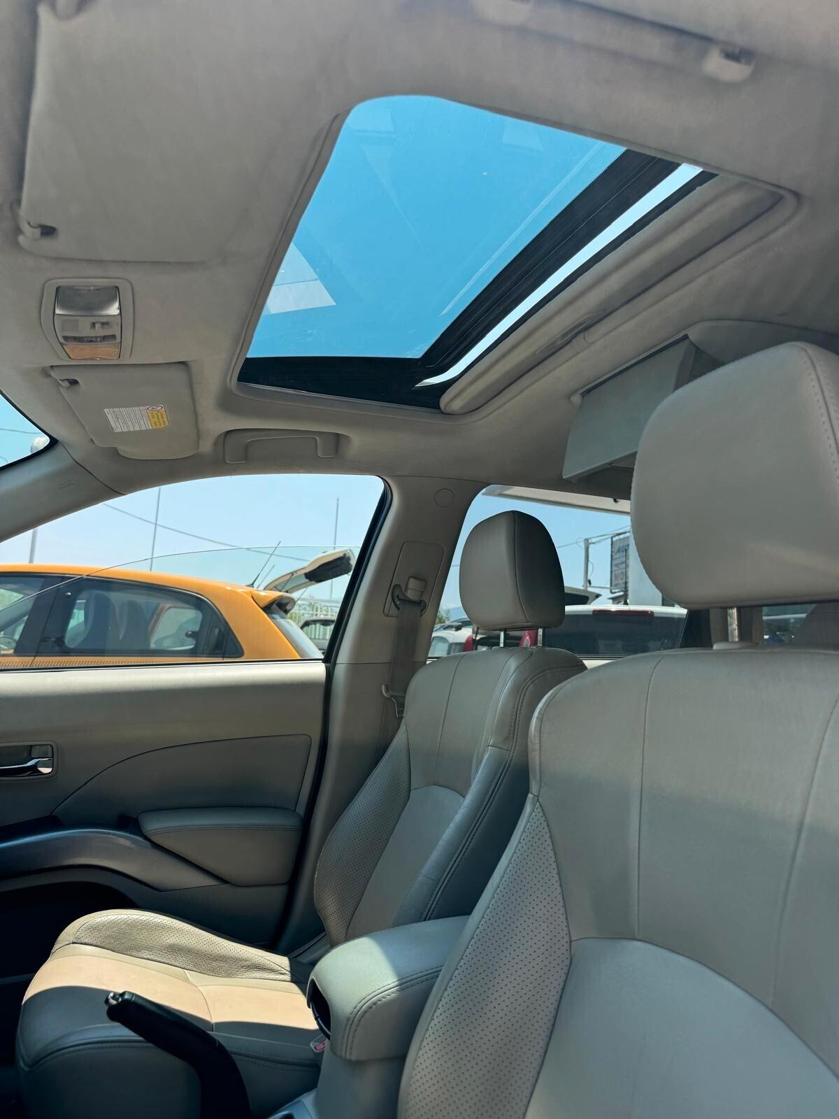 Mitsubishi Outlander 2.2 DI-D Instyle 7 p.ti DPF 4X4