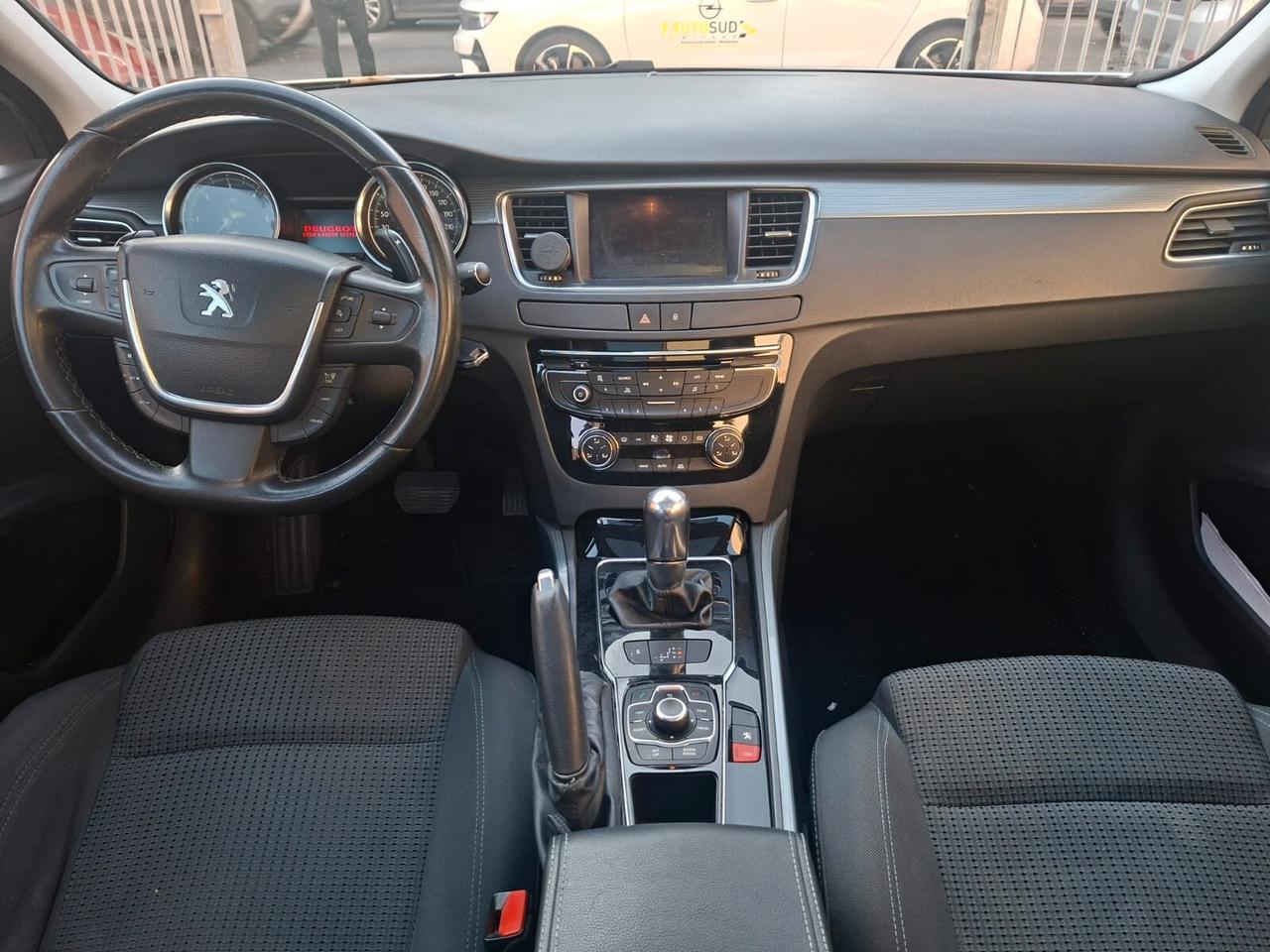 Peugeot 508 1.6 e-HDi 115CV cambio robotizzato S&S SW Ciel Allure