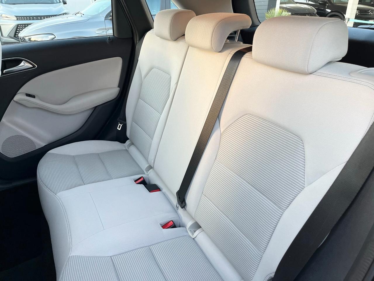 Mercedes-benz Classe B (T246/242) 180 d Business 1.5 110cv
