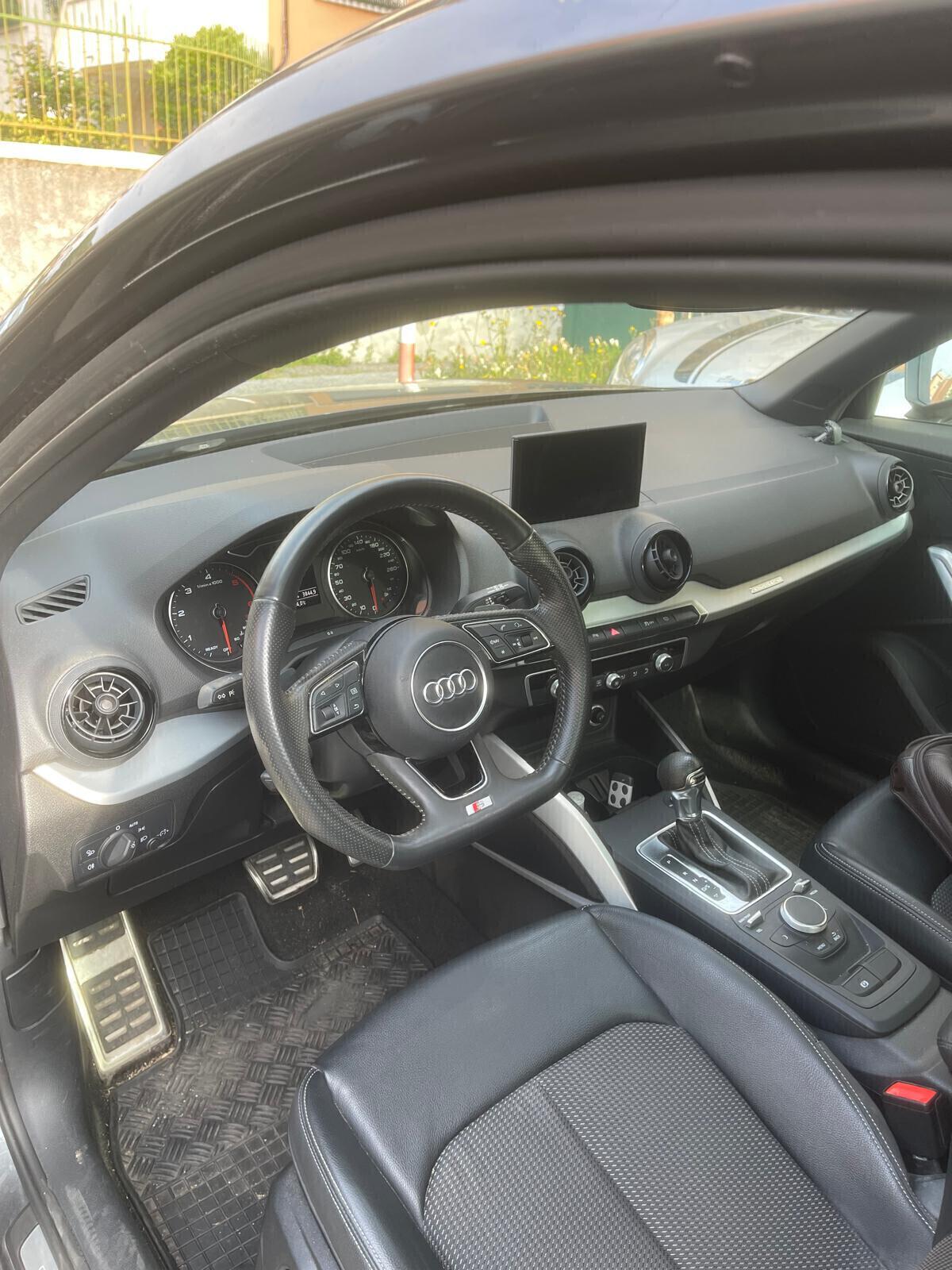 Audi Q2 2.0 TDI quattro S tronic Design S Line
