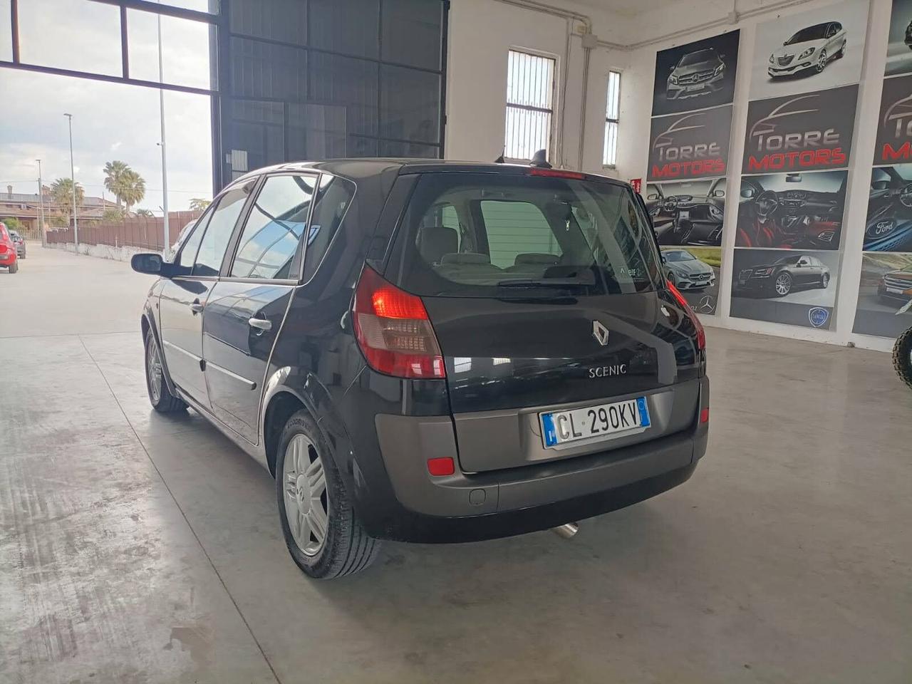 Renault Scenic Grand Scénic 1.9 dCi Luxe Dynamique 04/2004