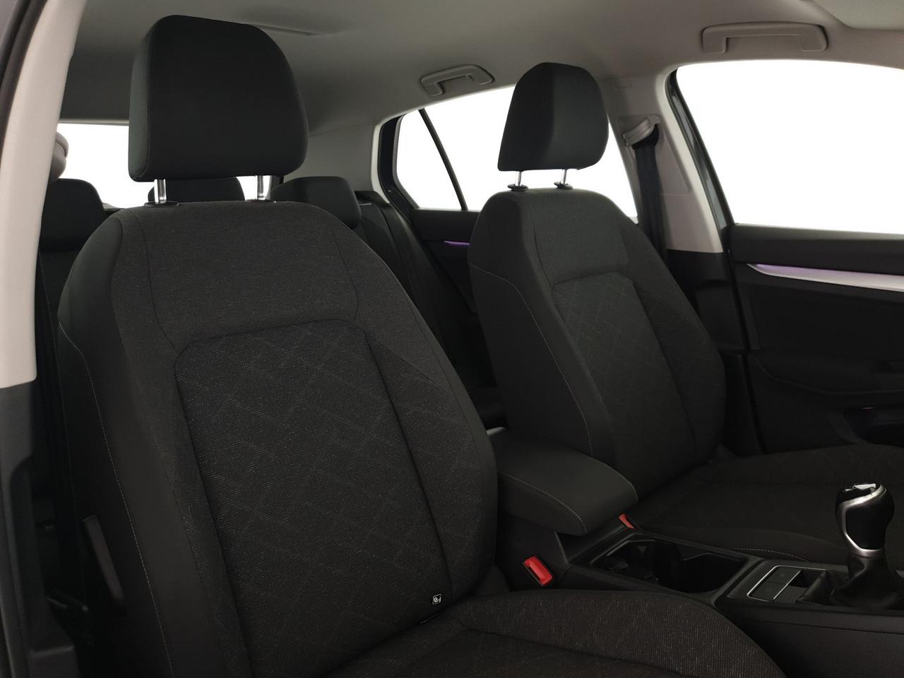 Volkswagen Golf 2.0 tdi life 115cv