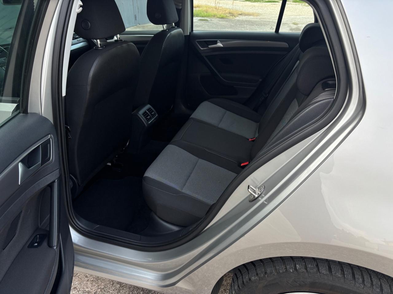 Volkswagen Golf 1.6 TDI. (EURO6-B) garanzia
