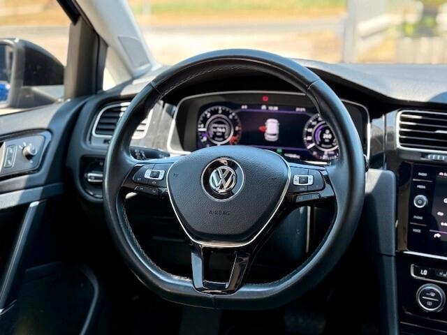Volkswagen Golf 2.0 TDI DSG 5p. R-Line
