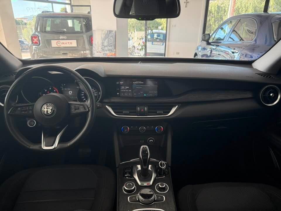 Alfa Romeo Stelvio 2.2 Turbodiesel 190 CV AT8 Q4 Business