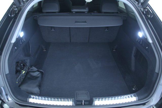 AUDI A5 Avant TFSI S tronic S Line edition black plus