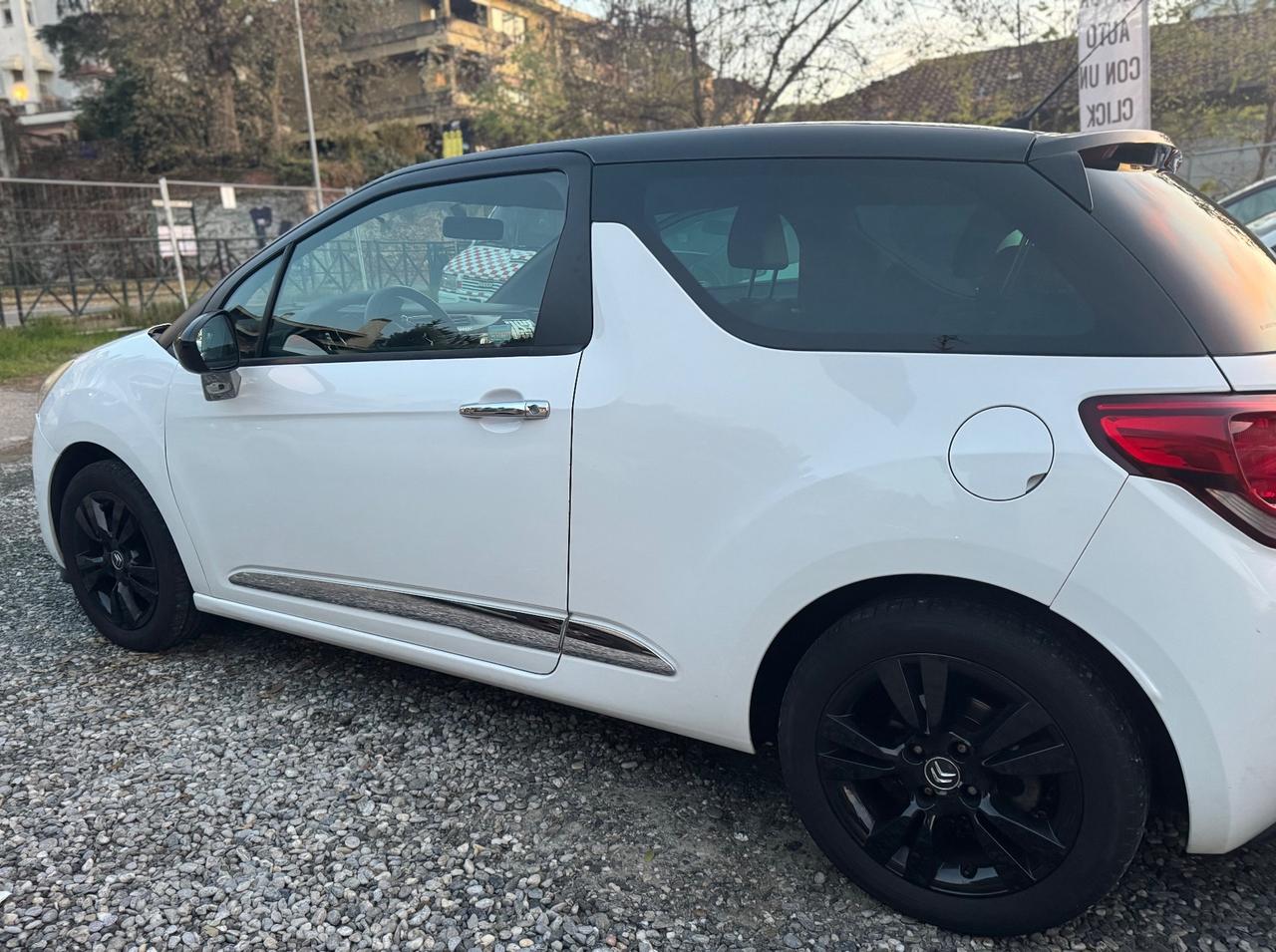 Citroen DS3 1.6 HDi 90cv So Chic adatta neopatentati