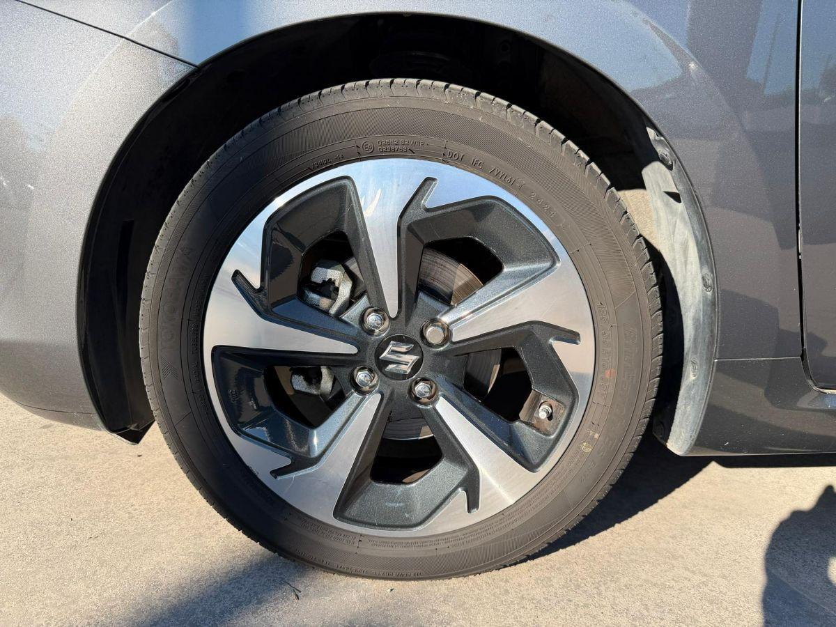 SUZUKI - Swift - 1.2 Hybrid CVT Top