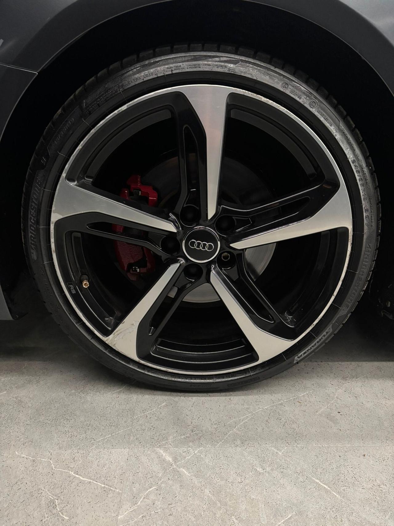 Audi TT Coupé 1.8 TFSI S tronic line 180CV