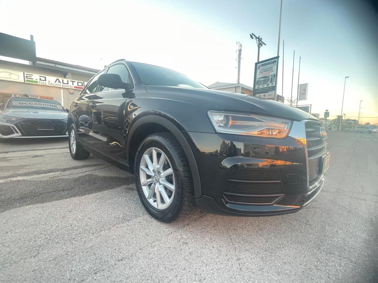 Audi Q3 2.0 TDI 150 CV Business