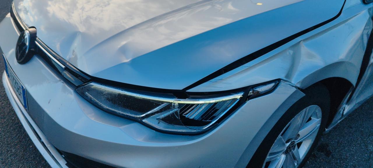 Volkswagen Golf 1.0 TSI EVO Life