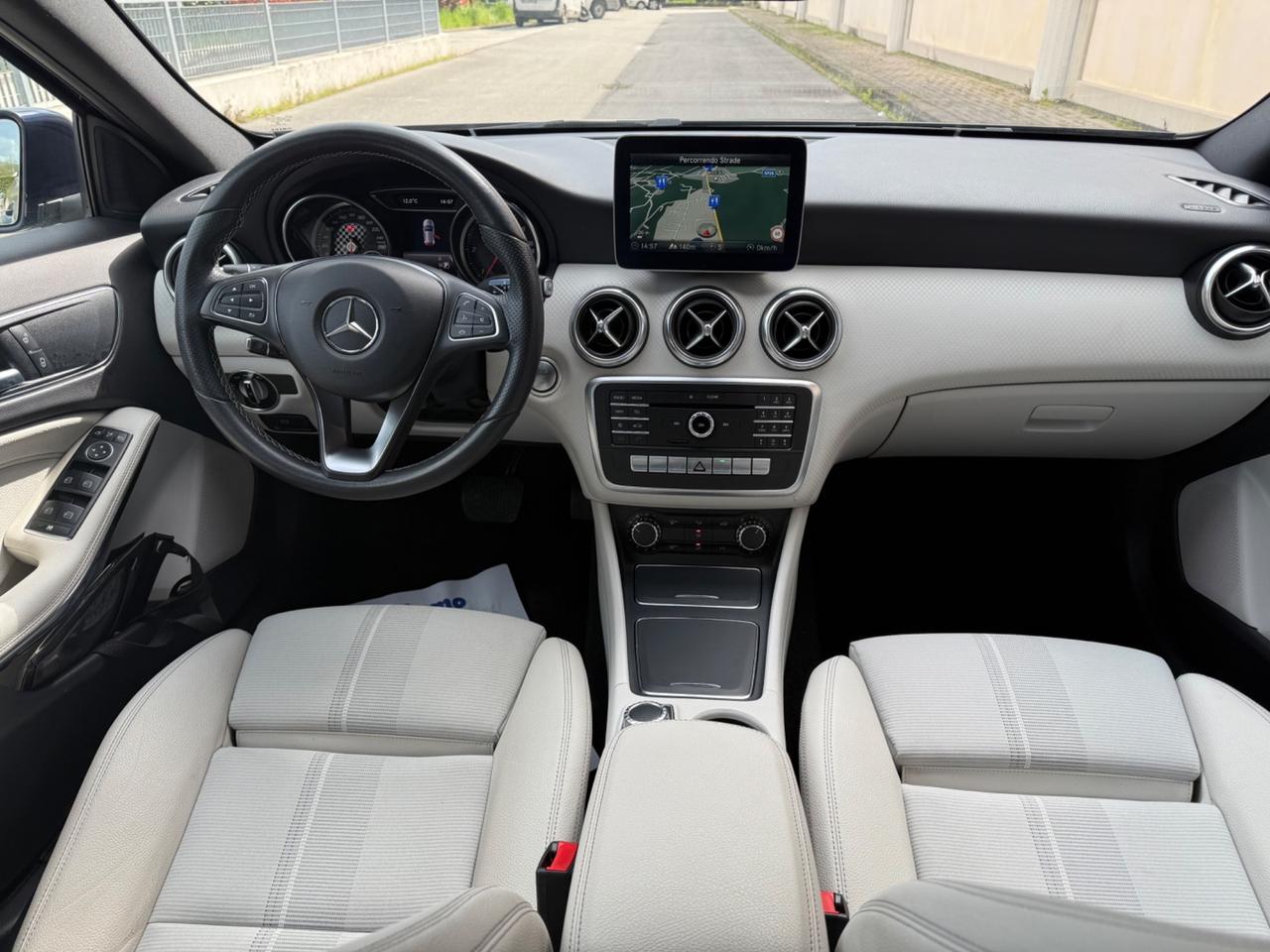 Mercedes-benz A 200 d Automatic Sport 2018