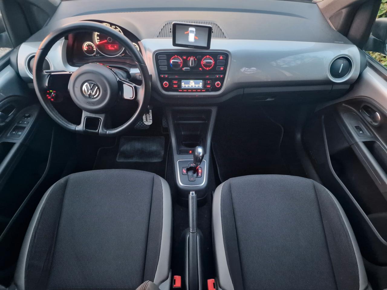 Volkswagen Up 1.0 75cv ASG