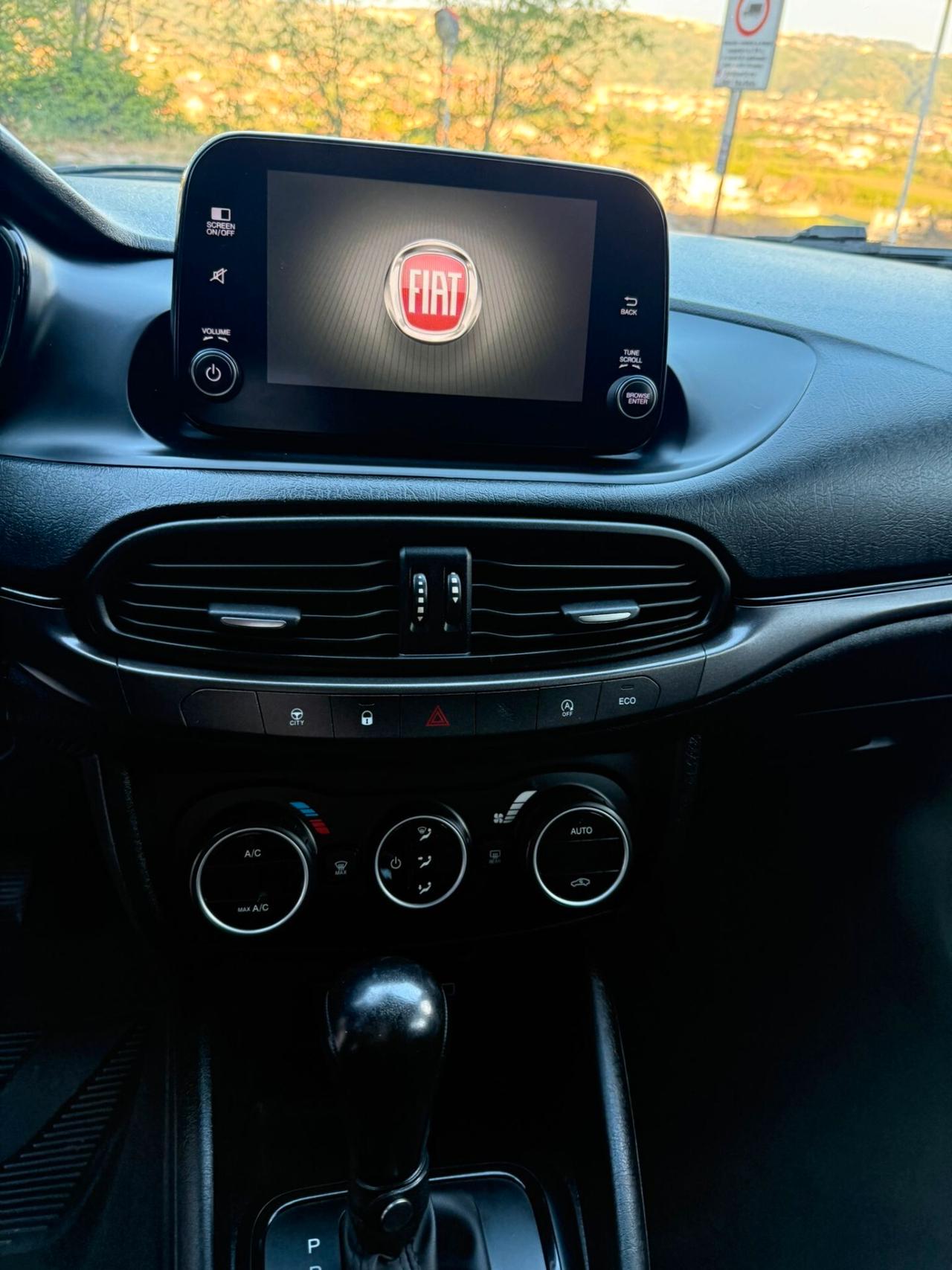 Fiat Tipo 1.6 Mjt S&S SW Lounge