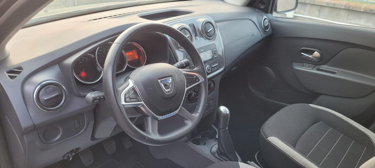 Dacia Sandero 1.0 SCe NEOPATENTATA OK, UNICO PROPRIETARIO.
