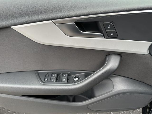 AUDI A4 Avant 40 TDI quattro S tronic Business