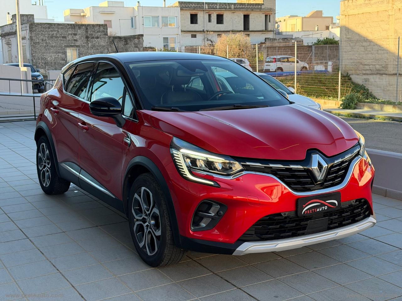 RENAULT Captur TCe 12V 100 CV Intens