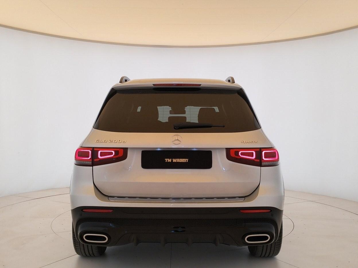 MERCEDES-BENZ GLB 200d Premium AMG line 4matic auto