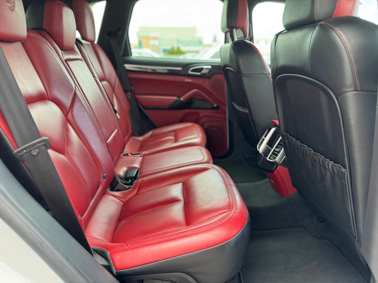 Porsche Cayenne 3.0 Diesel Platinum Edition