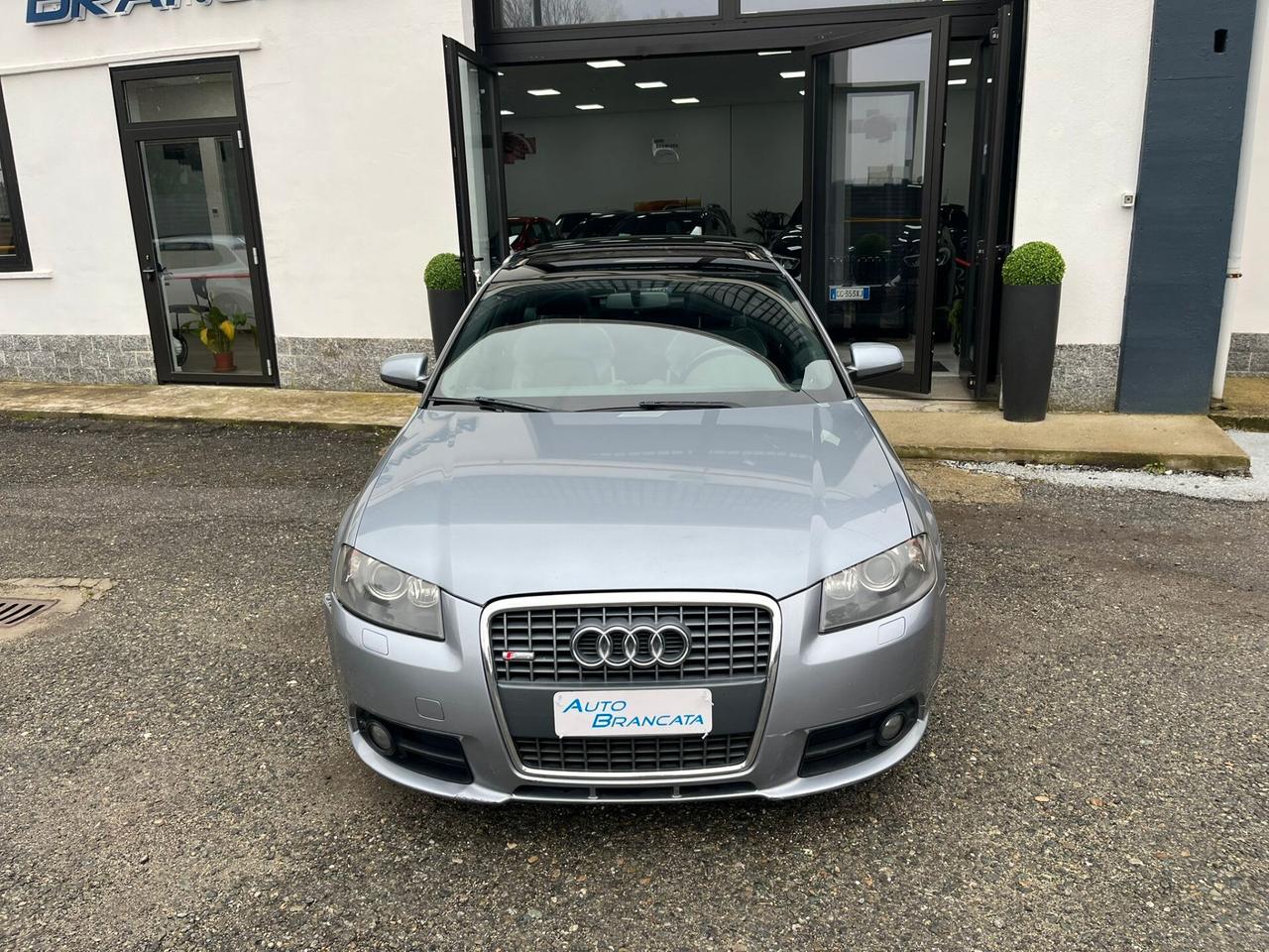 Audi A3 5p 2.0 tdi S-LINE
