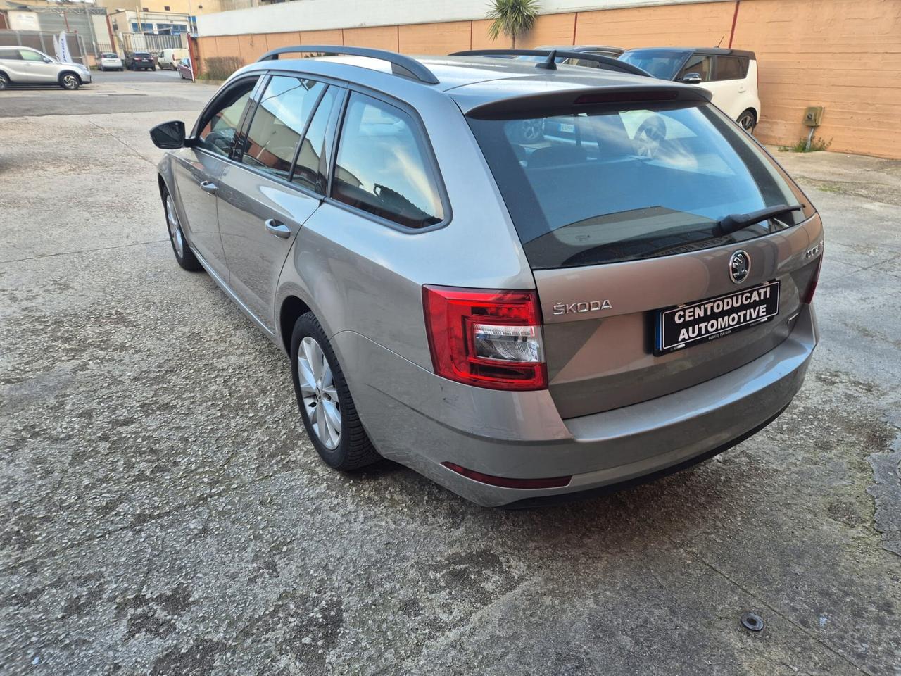 Skoda Octavia 1.5 DSG Wagon Executive G-Tec