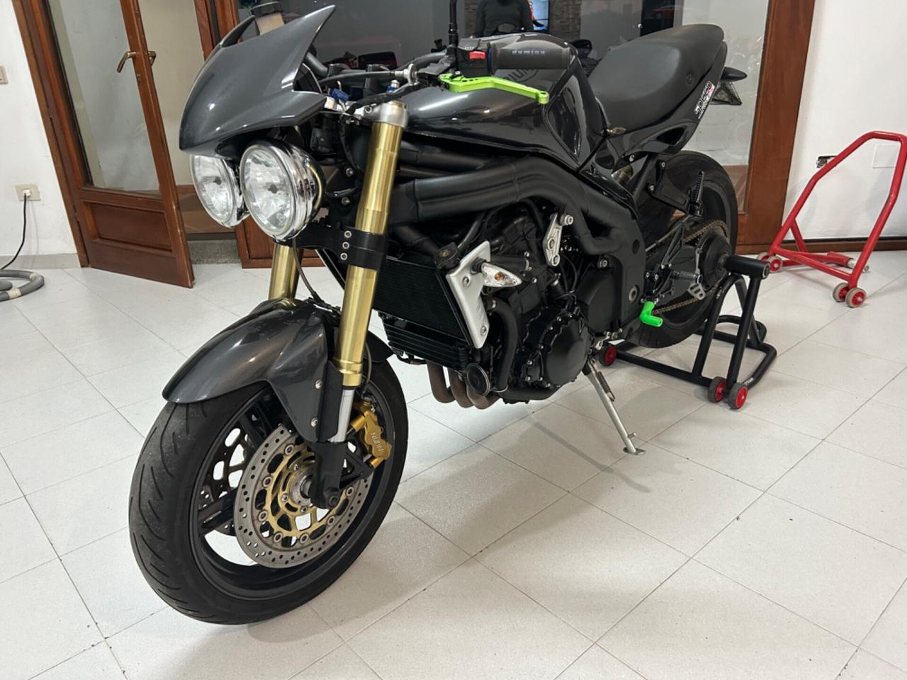 Triumph Speed triple 1050