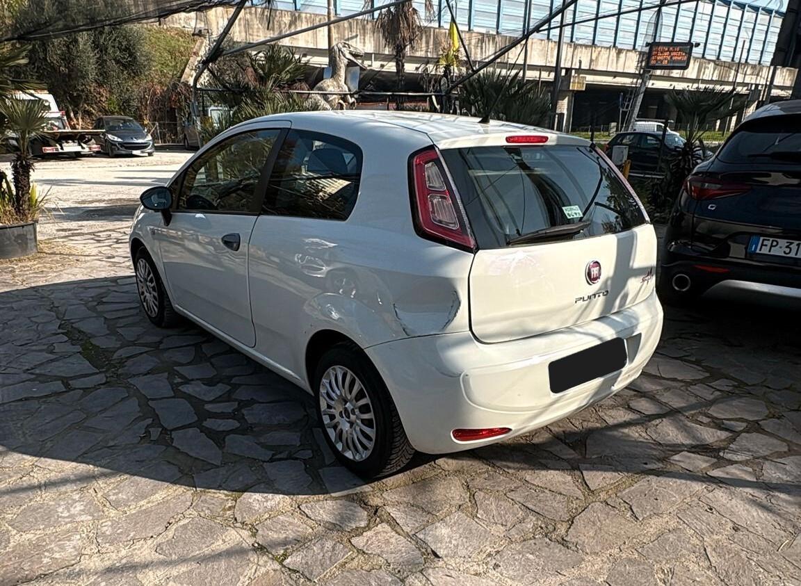 Fiat Punto 1.3 MJT II 75 CV NEOPATENTATI