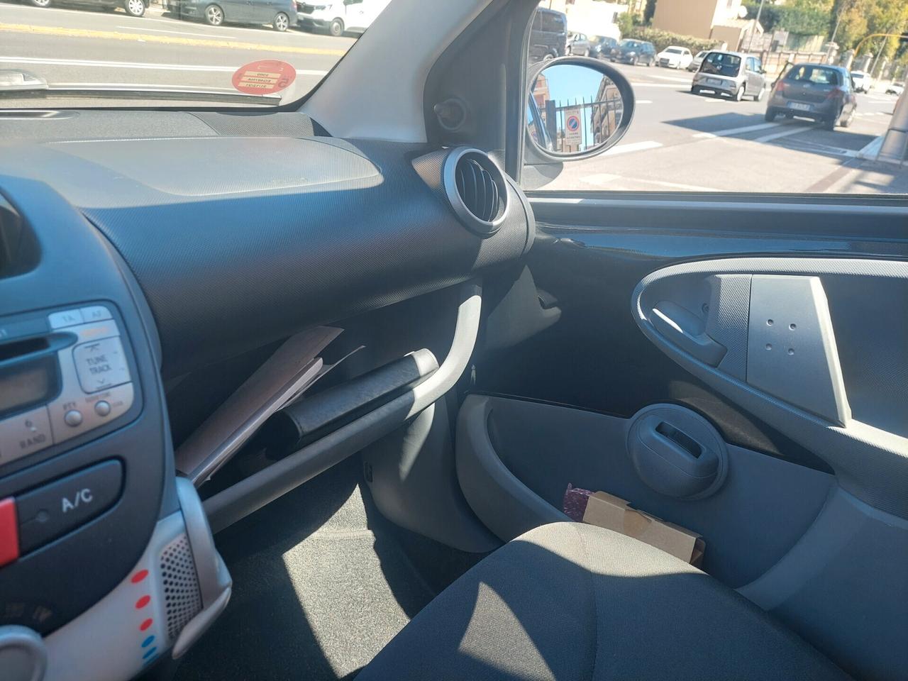 Toyota Aygo 1.0 12V VVT-i 5 porte Now Connect