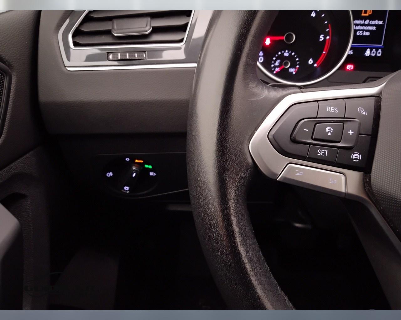 VOLKSWAGEN Tiguan II 2021 - Tiguan 2.0 tdi Life 150cv dsg